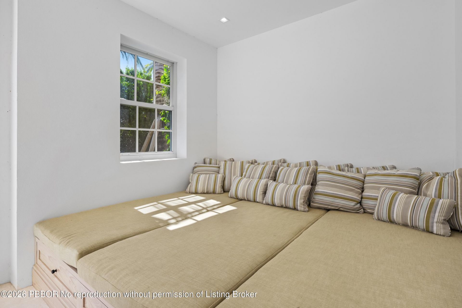 991 N Lake Way, Palm Beach, FL 33480 Photo