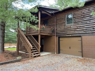 3242 Schneiders Crossing Road NW, Unit D, Dover, OH 44622