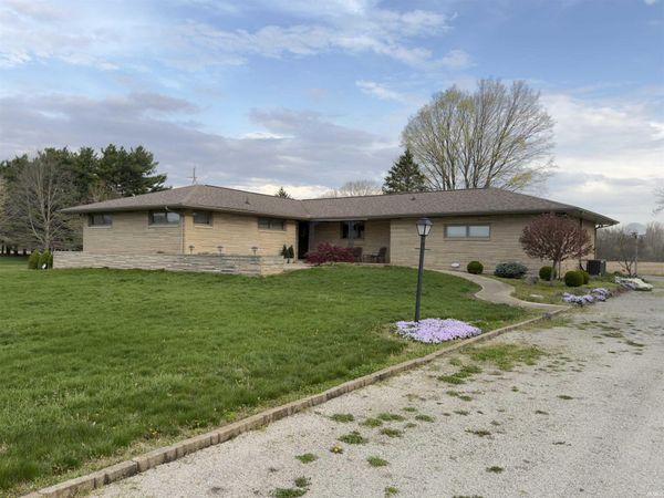 8700 W County Road 600 S, Daleville, IN 47334