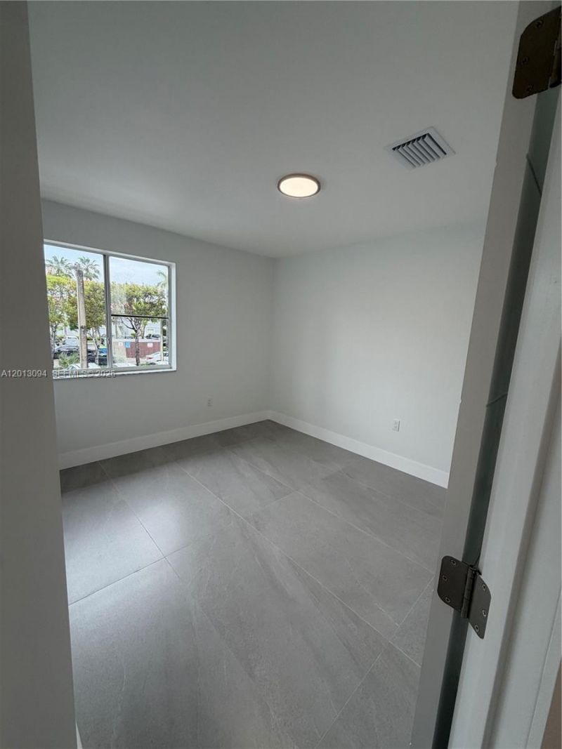 4708 NW 114th Ave , Unit 204-3, Doral, FL 33178 Photo