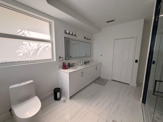 11350 NW 48th Ter, Doral, FL 33178 Photo