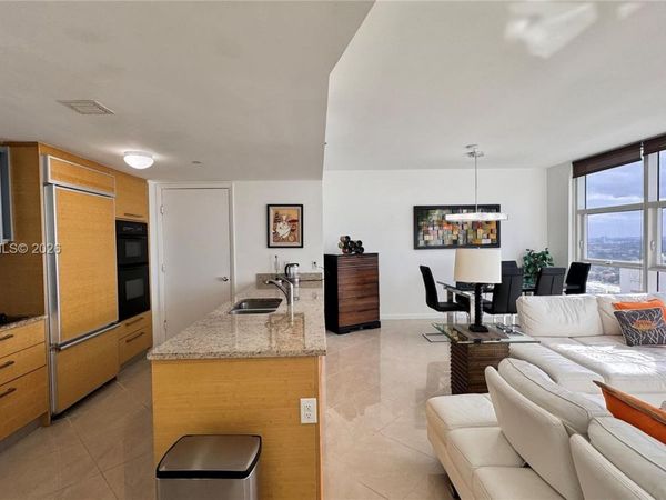 1830 S Ocean Dr , Unit 2407, Hallandale Beach, FL 33009
