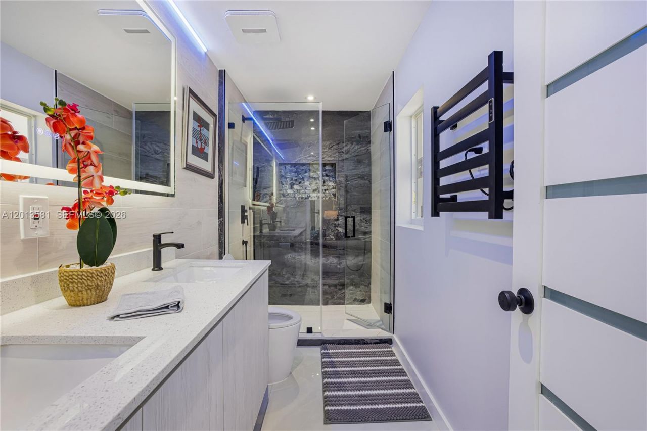 2406 Gulfstream Ln , Fort Lauderdale, FL 33312 Photo