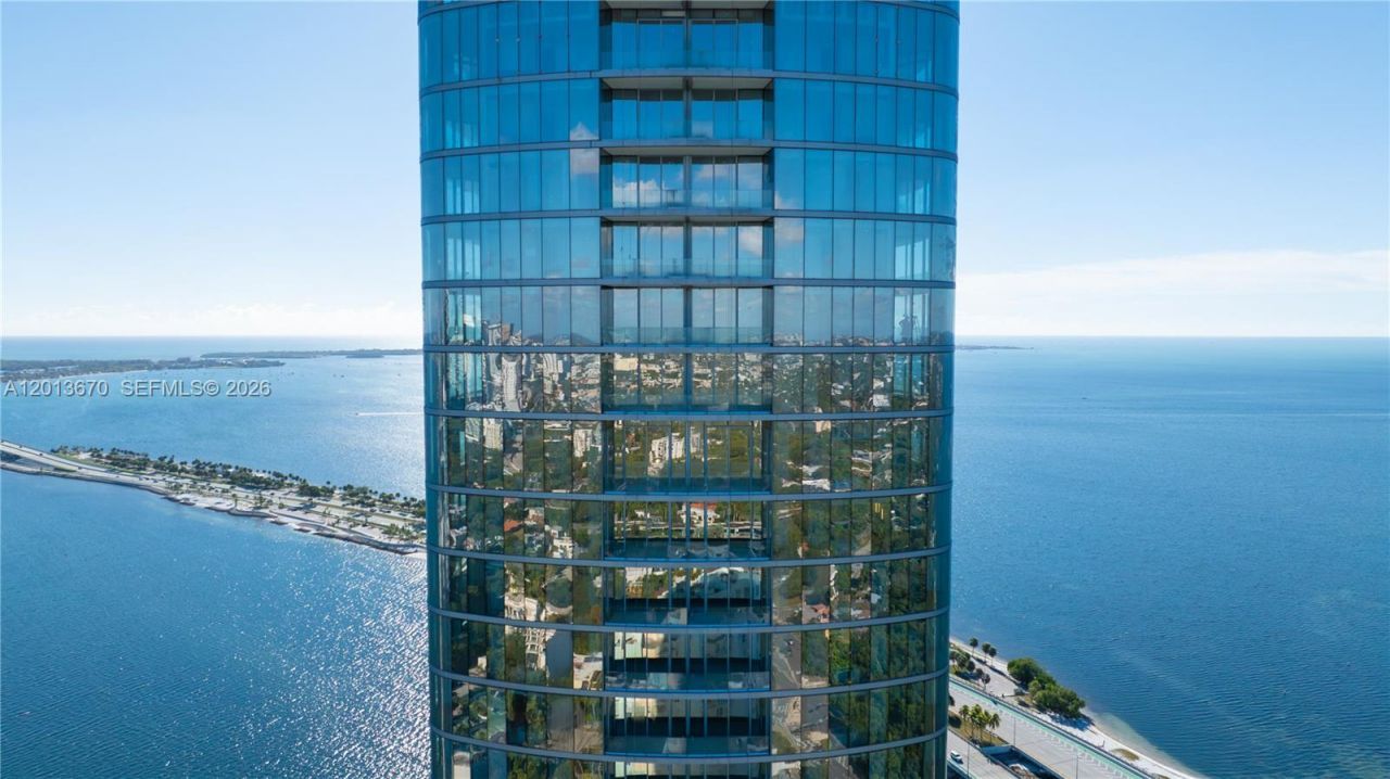 175 SE 25th Rd, Unit 4202, Miami, FL 33129 Photo