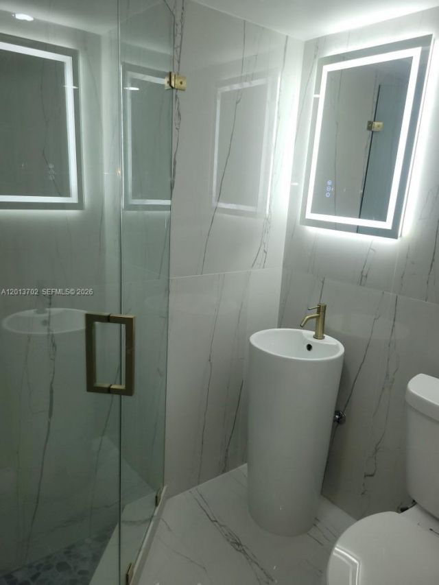 12686 NW 11th St , Miami, FL 33182 Photo