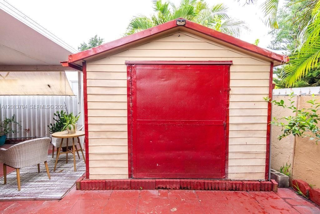 7411 W 33rd Ave, Hialeah, FL 33018 Photo