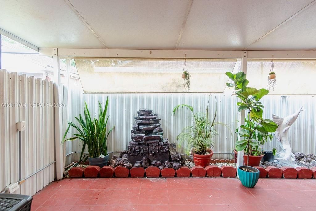 7411 W 33rd Ave, Hialeah, FL 33018 Photo