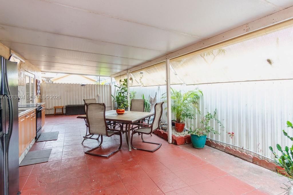 7411 W 33rd Ave, Hialeah, FL 33018 Photo