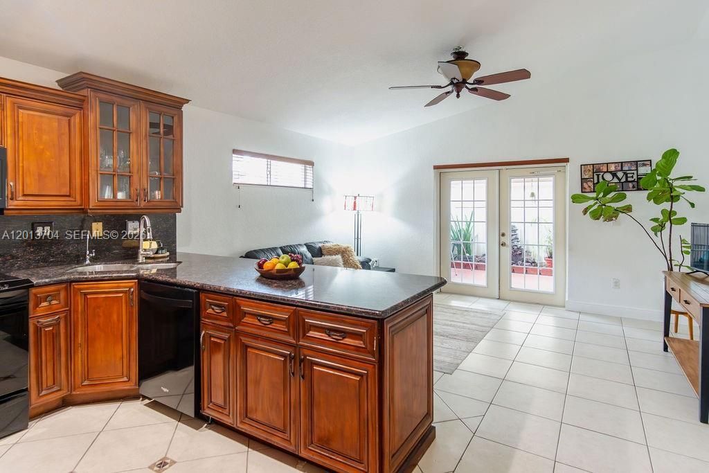 7411 W 33rd Ave, Hialeah, FL 33018 Photo