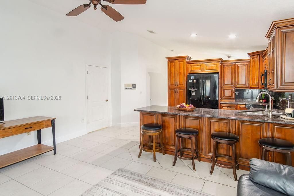 7411 W 33rd Ave, Hialeah, FL 33018 Photo