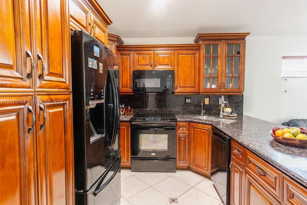 7411 W 33rd Ave, Hialeah, FL 33018 Photo