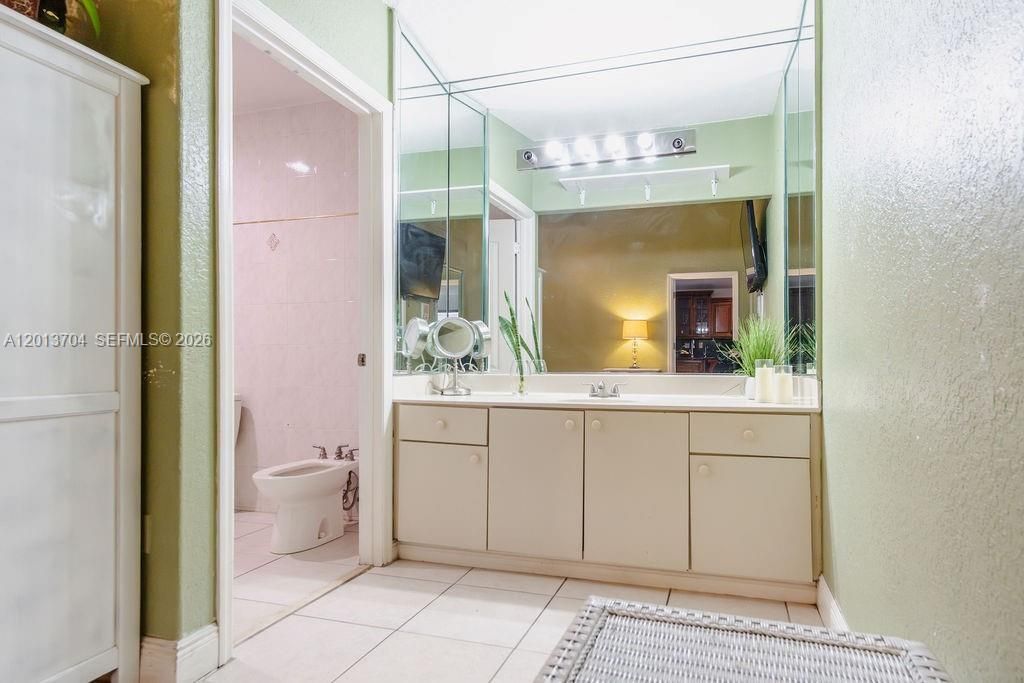 7411 W 33rd Ave, Hialeah, FL 33018 Photo