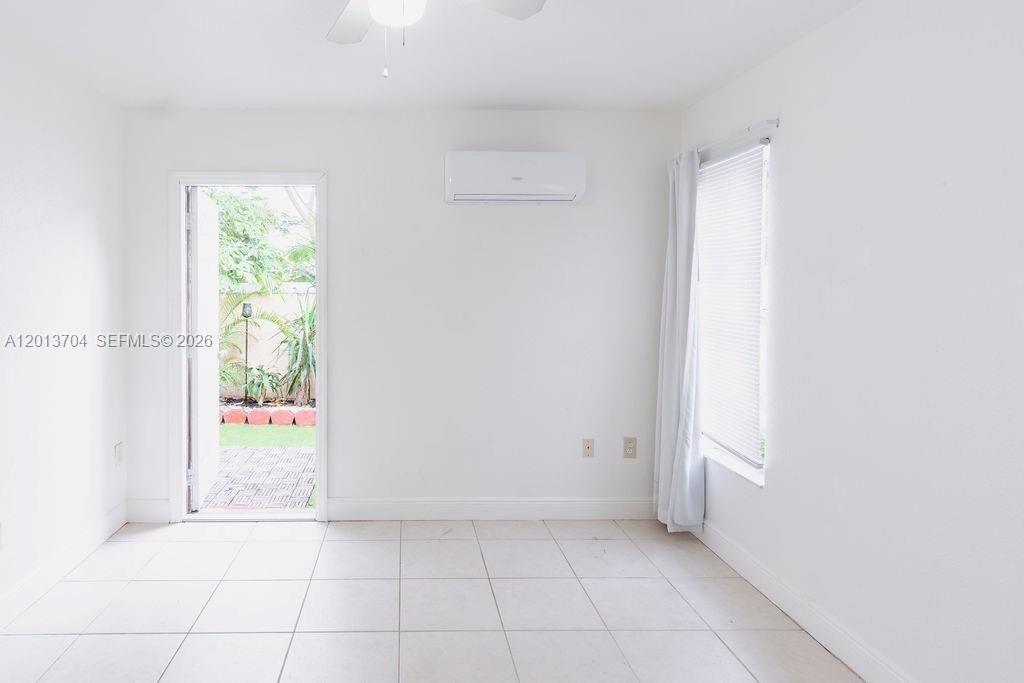 7411 W 33rd Ave, Hialeah, FL 33018 Photo