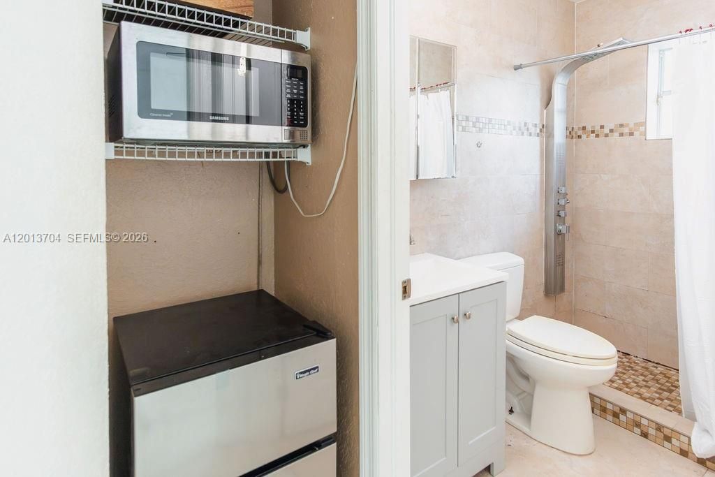 7411 W 33rd Ave, Hialeah, FL 33018 Photo