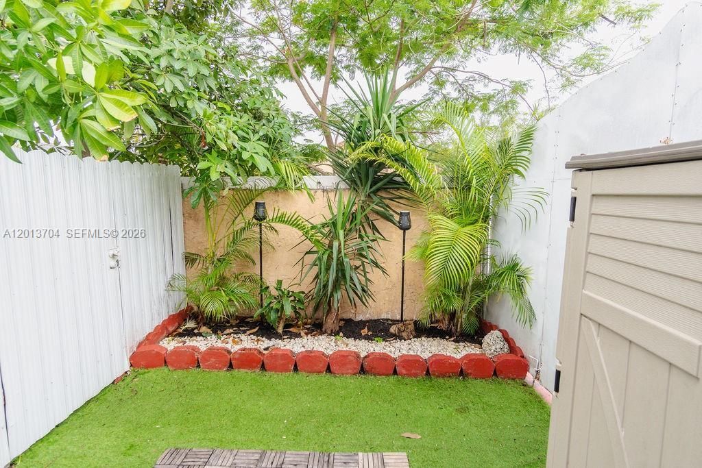 7411 W 33rd Ave, Hialeah, FL 33018 Photo