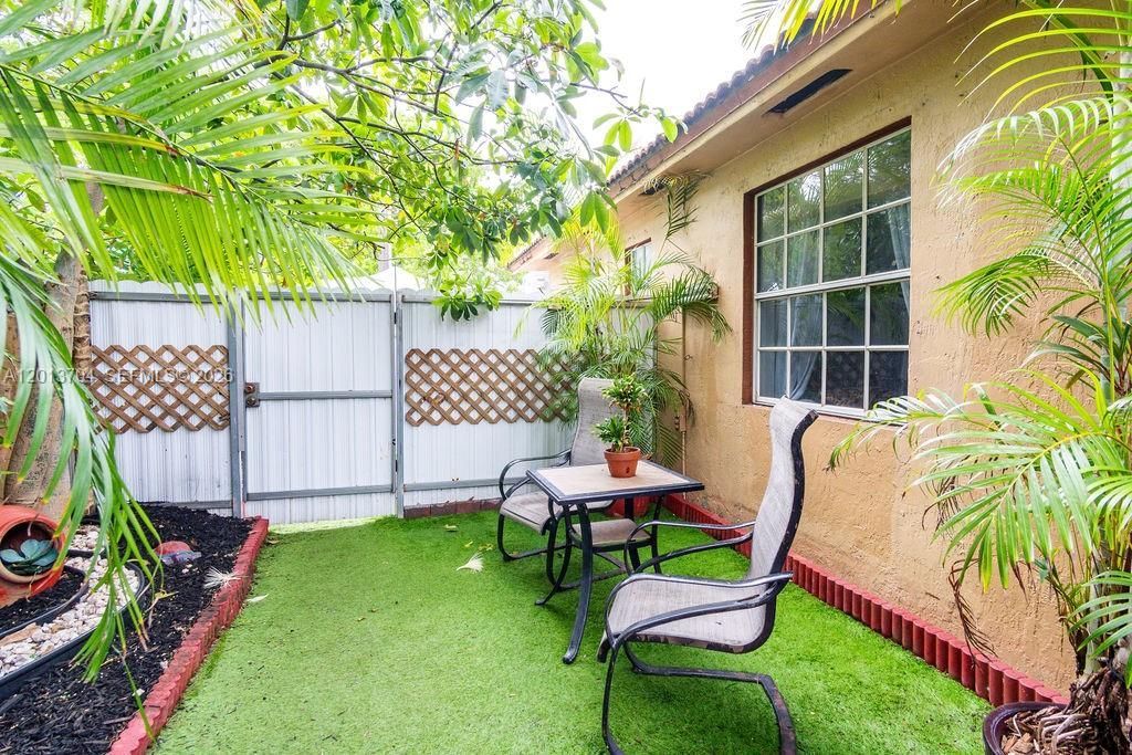 7411 W 33rd Ave, Hialeah, FL 33018 Photo