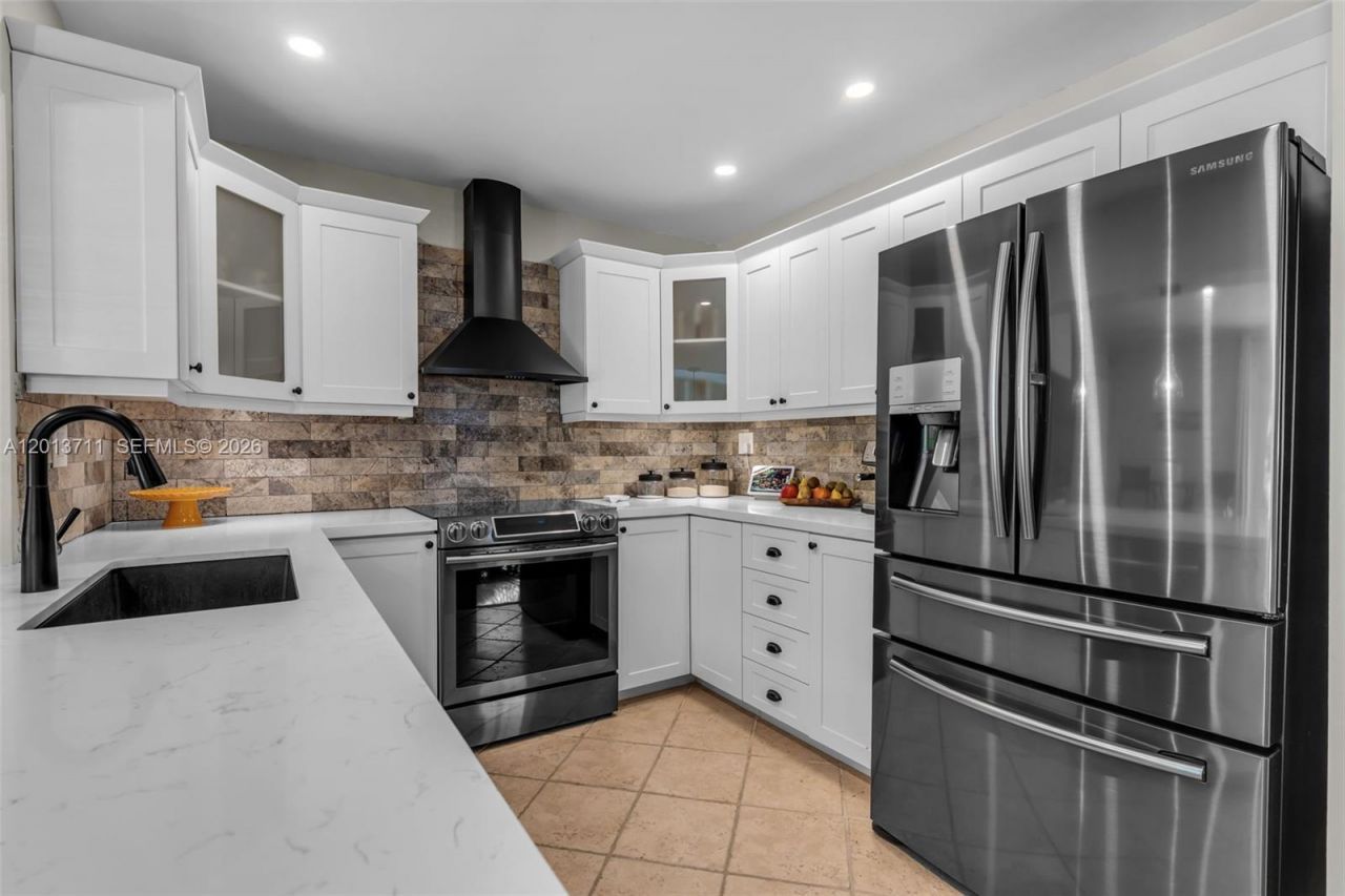 6651 SW 148th Court , Miami, FL 33193 Photo