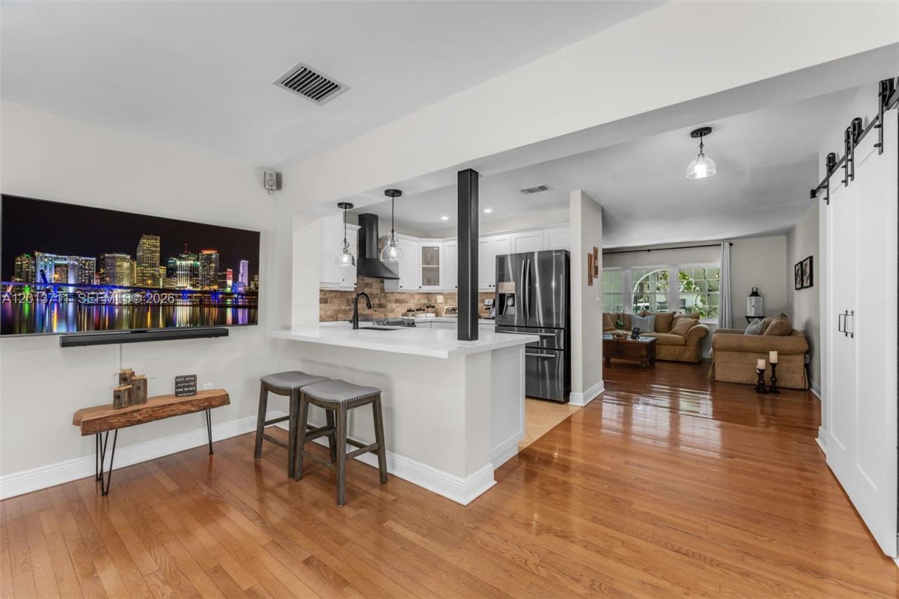 6651 SW 148th Court , Miami, FL 33193 Photo