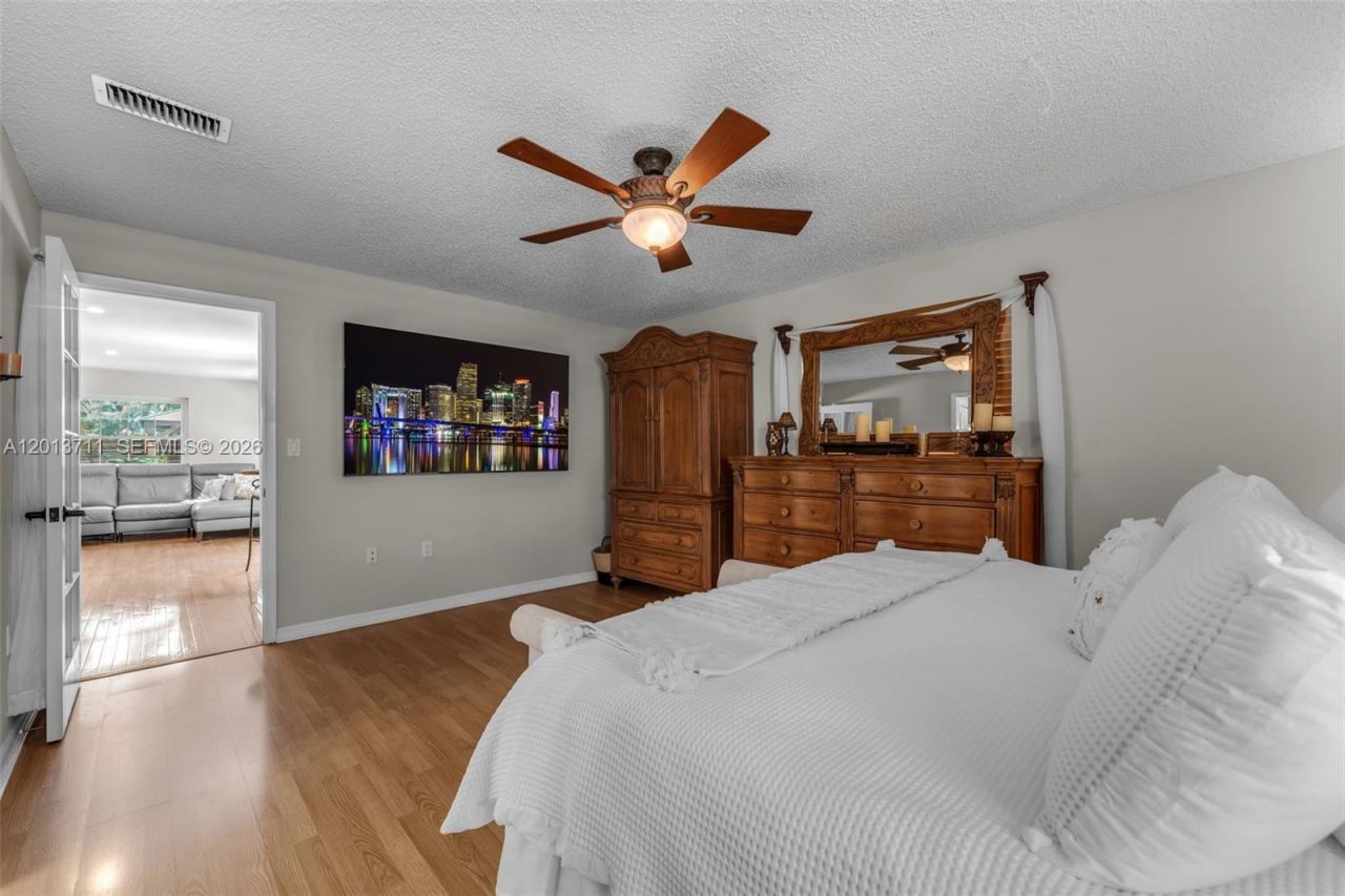 6651 SW 148th Court , Miami, FL 33193 Photo