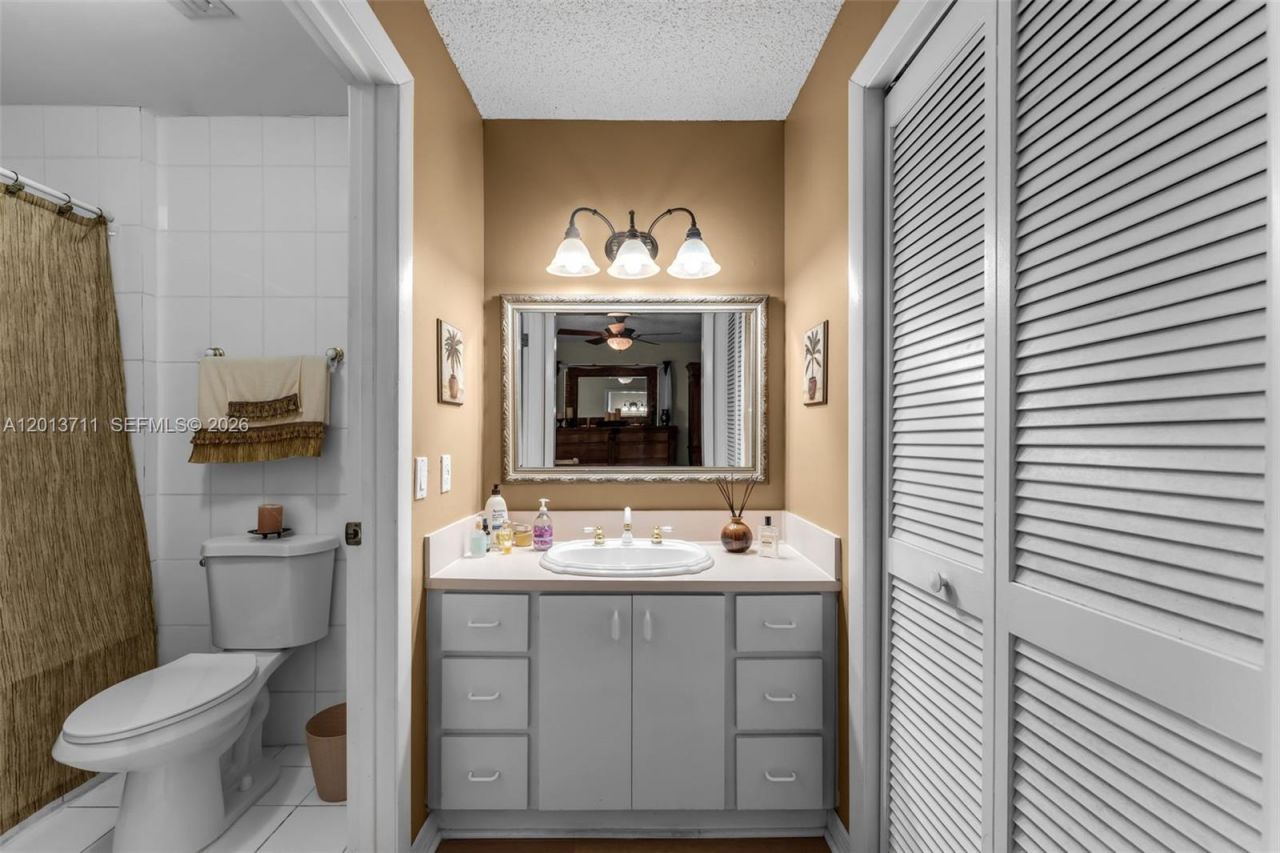 6651 SW 148th Court, Miami, FL 33193 Photo