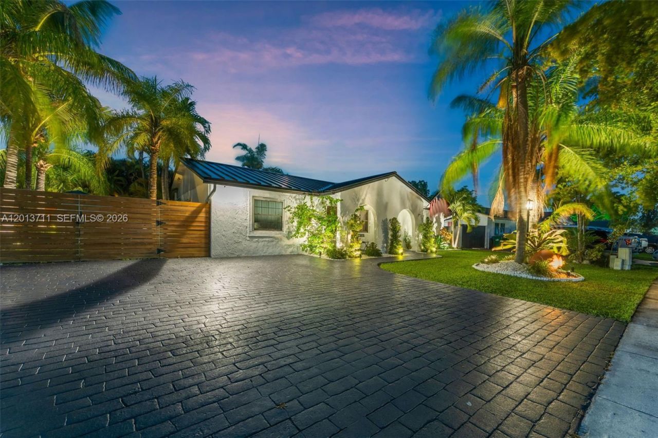 6651 SW 148th Court, Miami, FL 33193 Photo