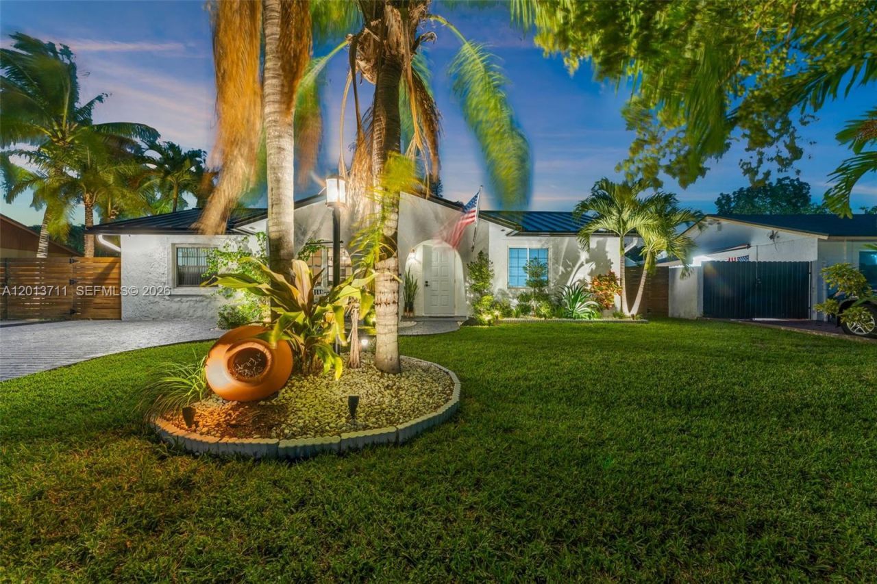 6651 SW 148th Court, Miami, FL 33193 Photo
