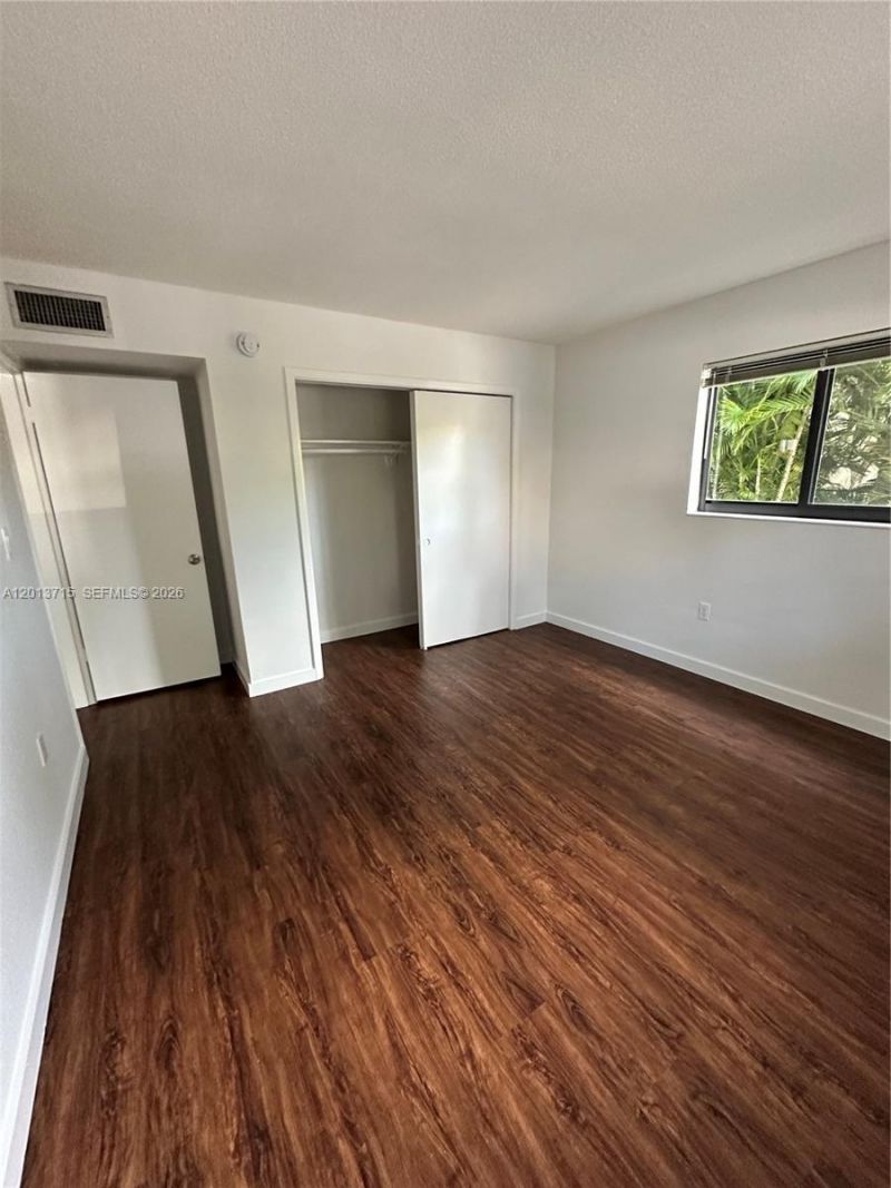 24 Calabria Ave , Unit 4, Coral Gables, FL 33134 Photo