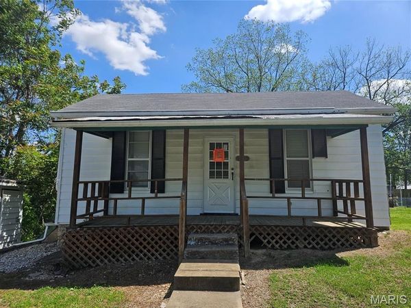 2120 Jackson Street , Renault, IL 62279