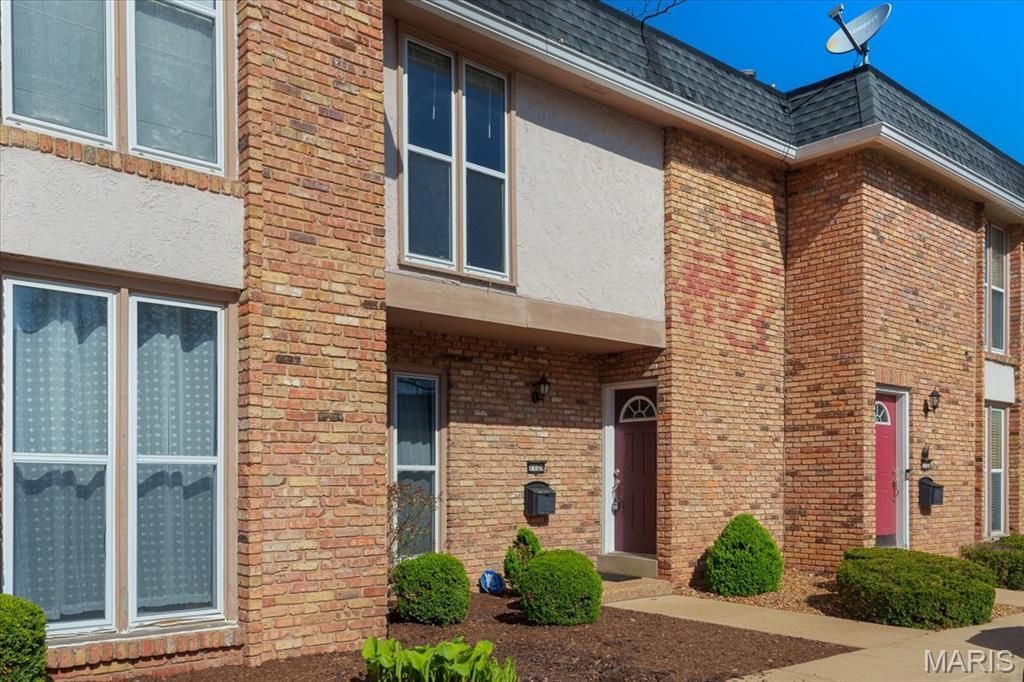 1129 Rue La Ville , Unit 1129, Creve Coeur, MO 63141 Main Photo