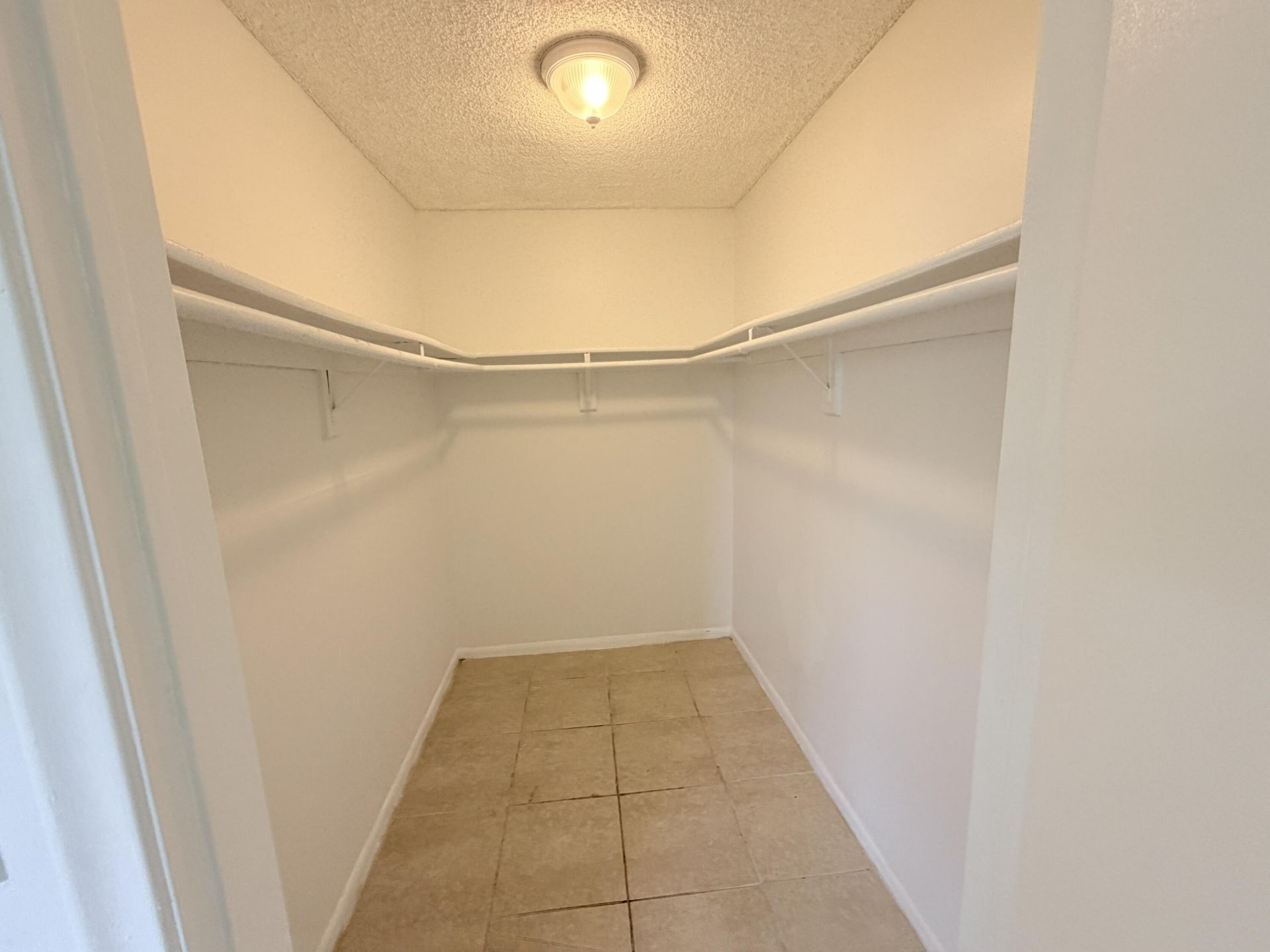 1950 N Congress Avenue, Unit 404, West Palm Beach, FL 33401 Photo