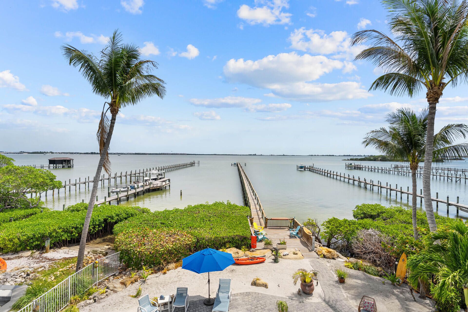 8 Herons Nest, Sewalls Point, FL 34996 Photo