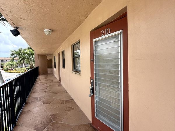 10300 NW 30th Court, Unit 210, Sunrise, FL 33322