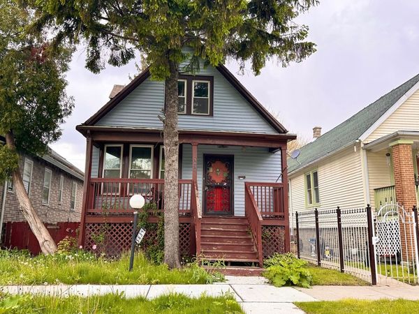 5634 S Hoyne Avenue , Chicago, IL 60636