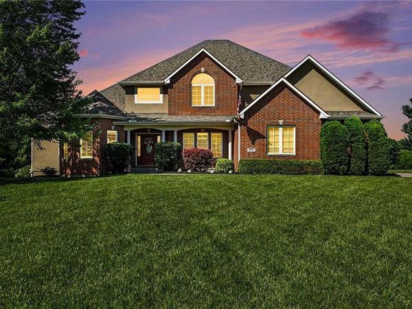 9705 NE JACOB Lane, Lee's Summit, MO 64086