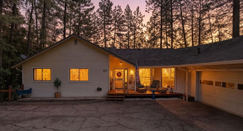 13900 Pine Park Loop, Pine Grove, CA 95665 Photo