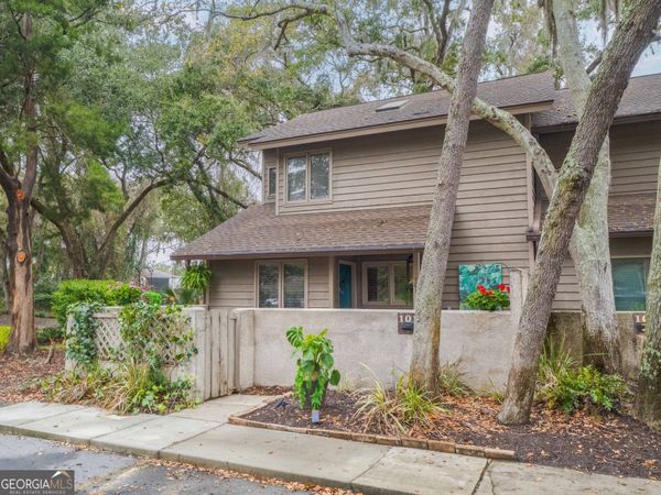 101 Barkentine Court, St. Simons, GA 31522