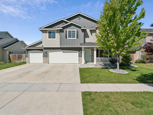 16731 N Clover Valley Way, Nampa, ID 83687