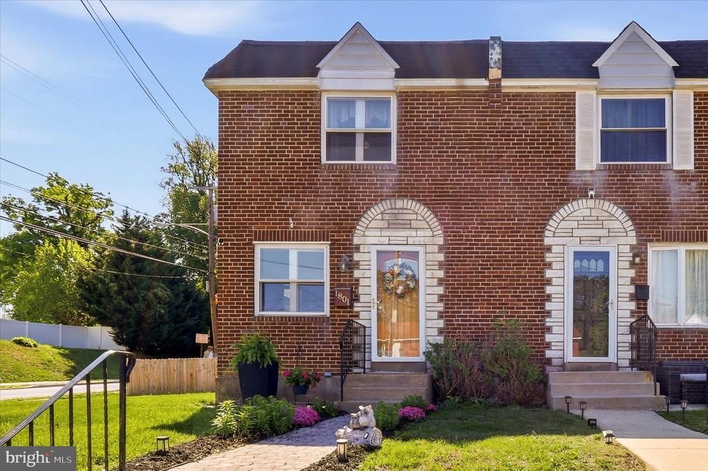 1801 CRICKET LANE , FOLCROFT, PA 19032