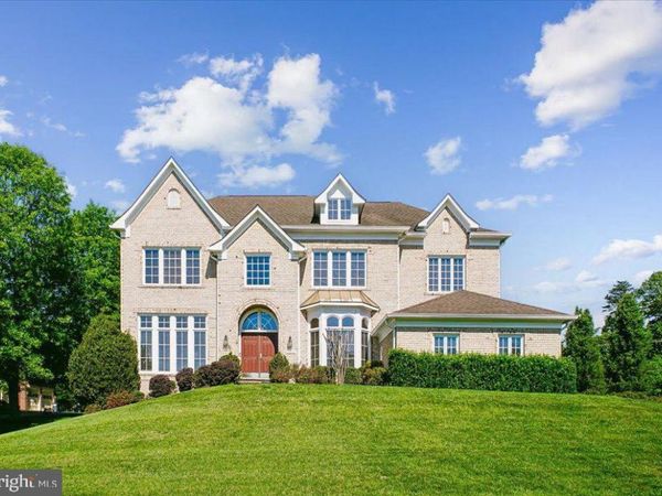 11040 HEATHLAND DRIVE, OAKTON, VA 22124