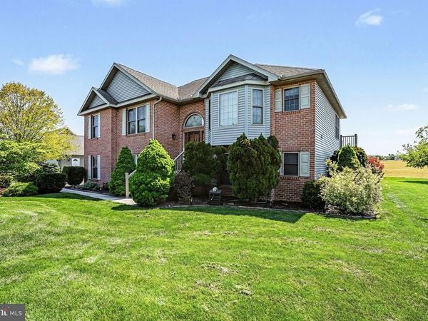 578 STARR AVENUE, CHAMBERSBURG, PA 17202
