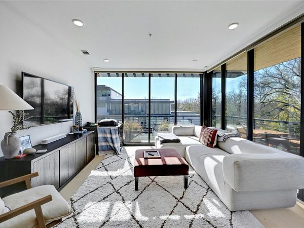 1600 S 1st ST, Unit 301, Austin, TX 78704