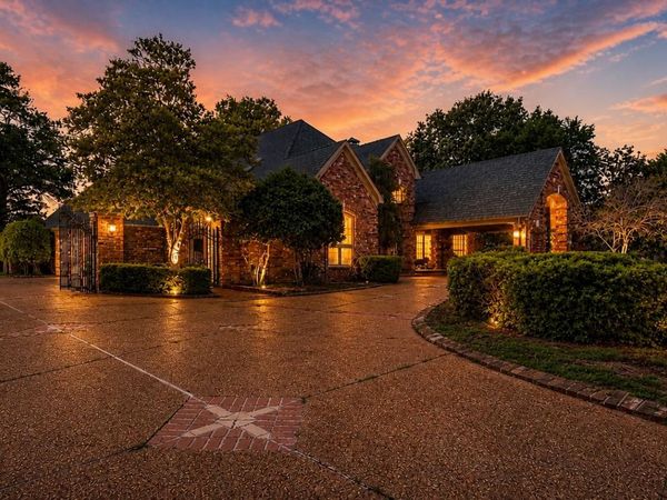 2745 FOREST HILL-IRENE RD, Germantown, TN 38139