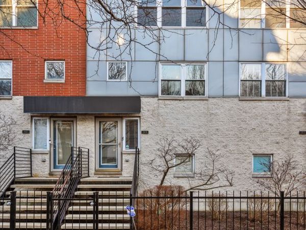 1819 N Rockwell Street , Chicago, IL 60647