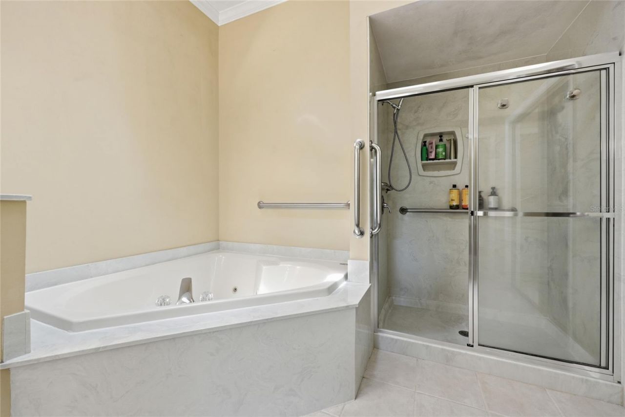 5231 SW 103rd Drive , Gainesville, FL 32608 Photo