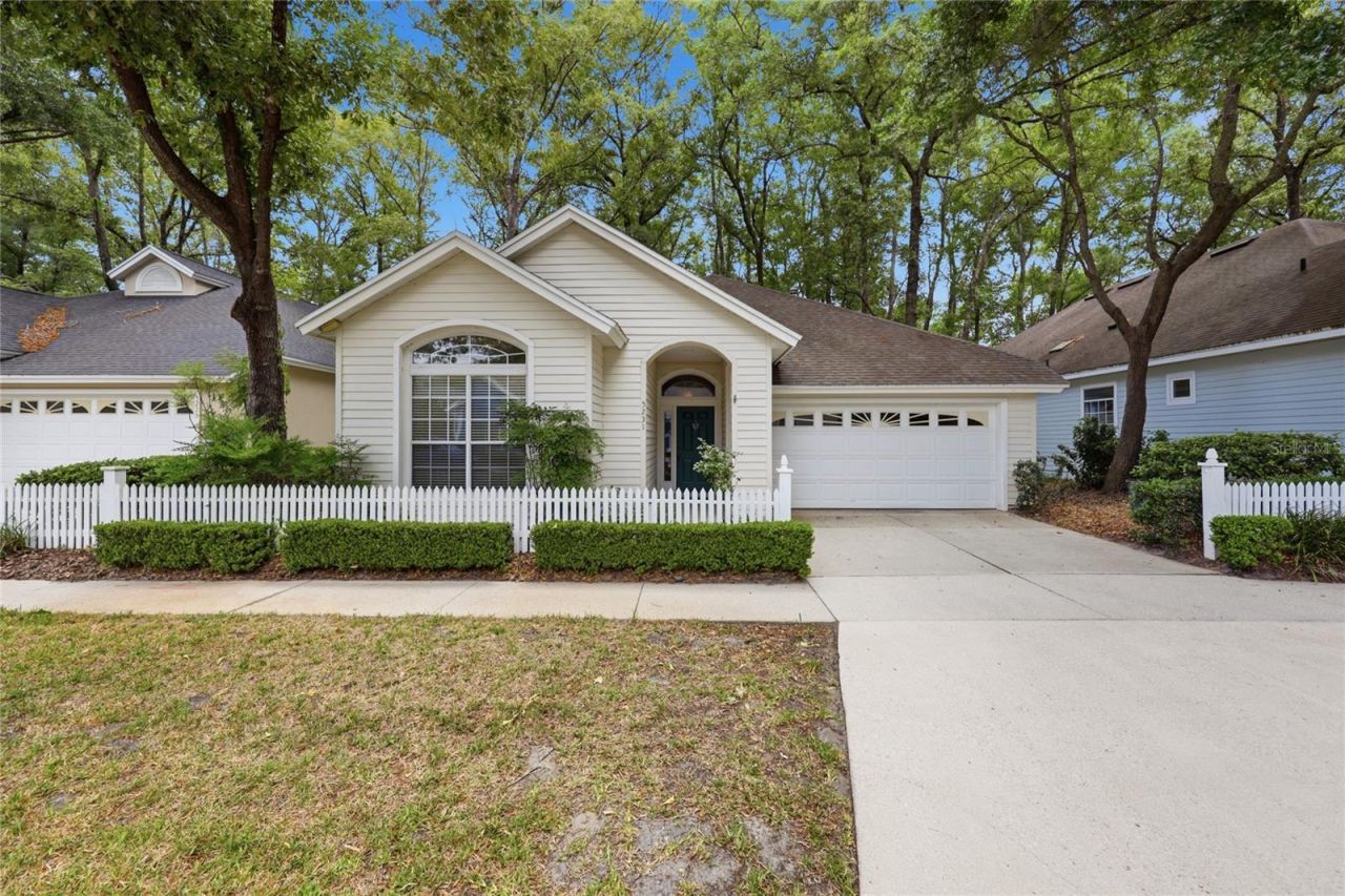 5231 SW 103rd Drive , Gainesville, FL 32608 Photo