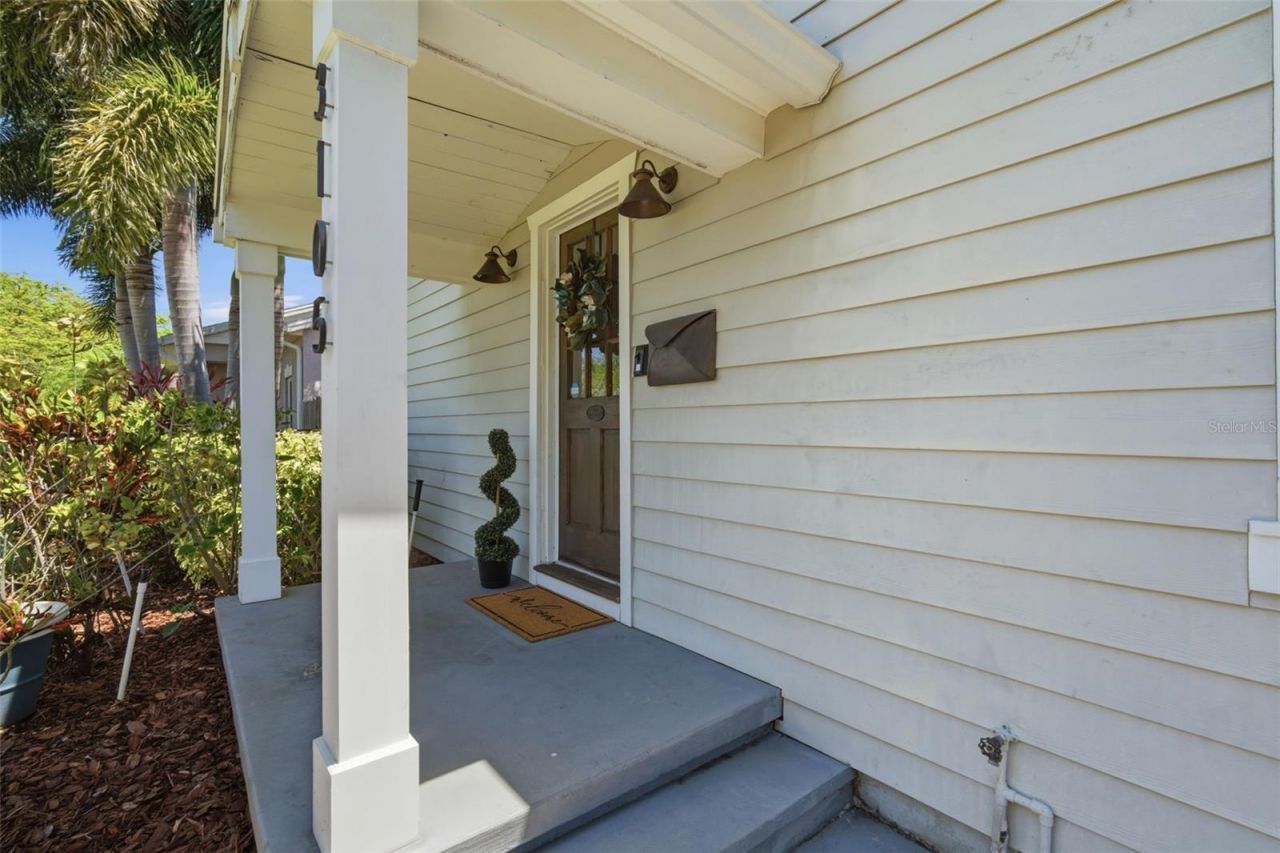 3105 Jackson Street N, Saint Petersburg, FL 33704 Photo