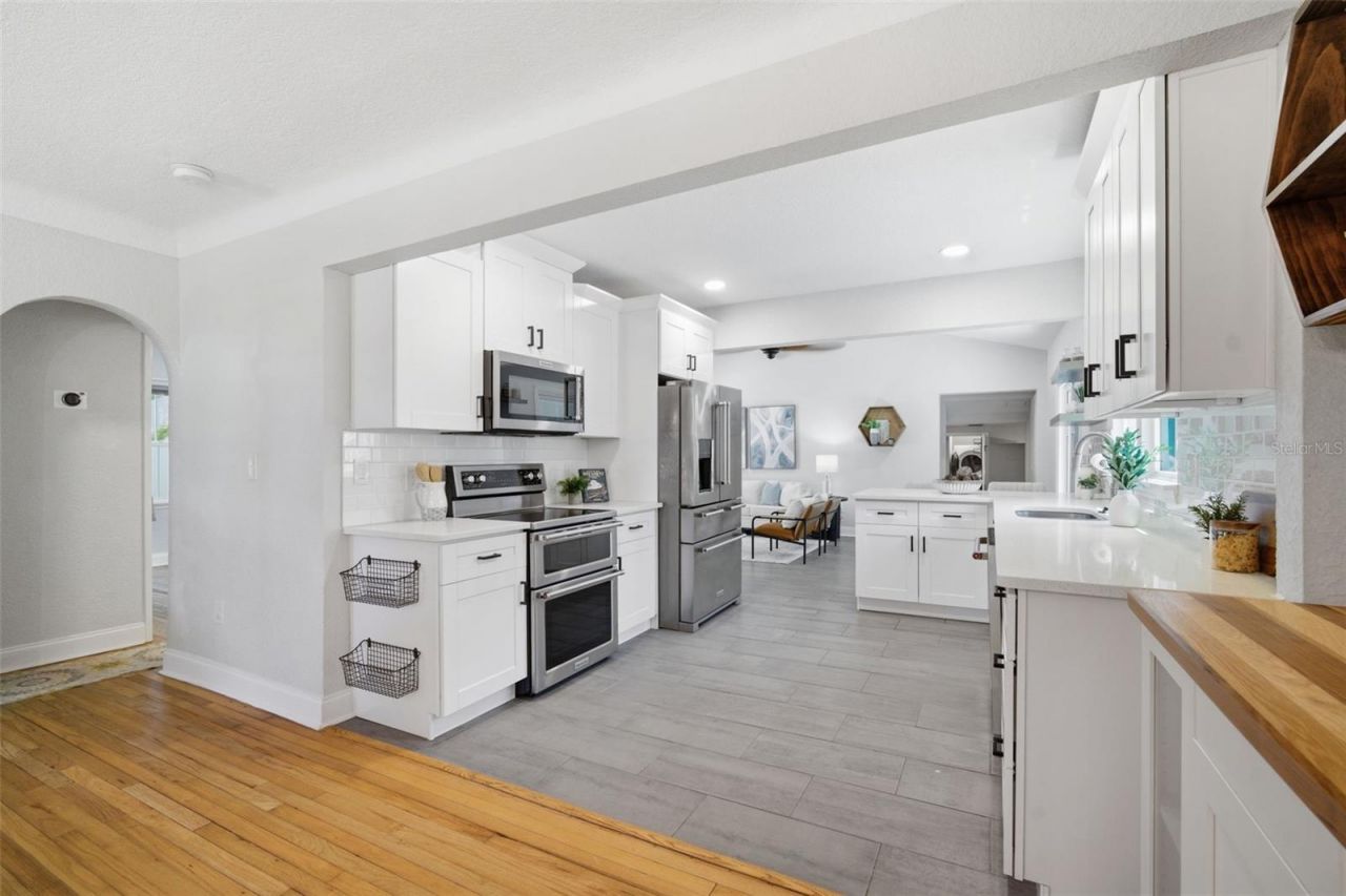 3105 Jackson Street N, Saint Petersburg, FL 33704 Photo