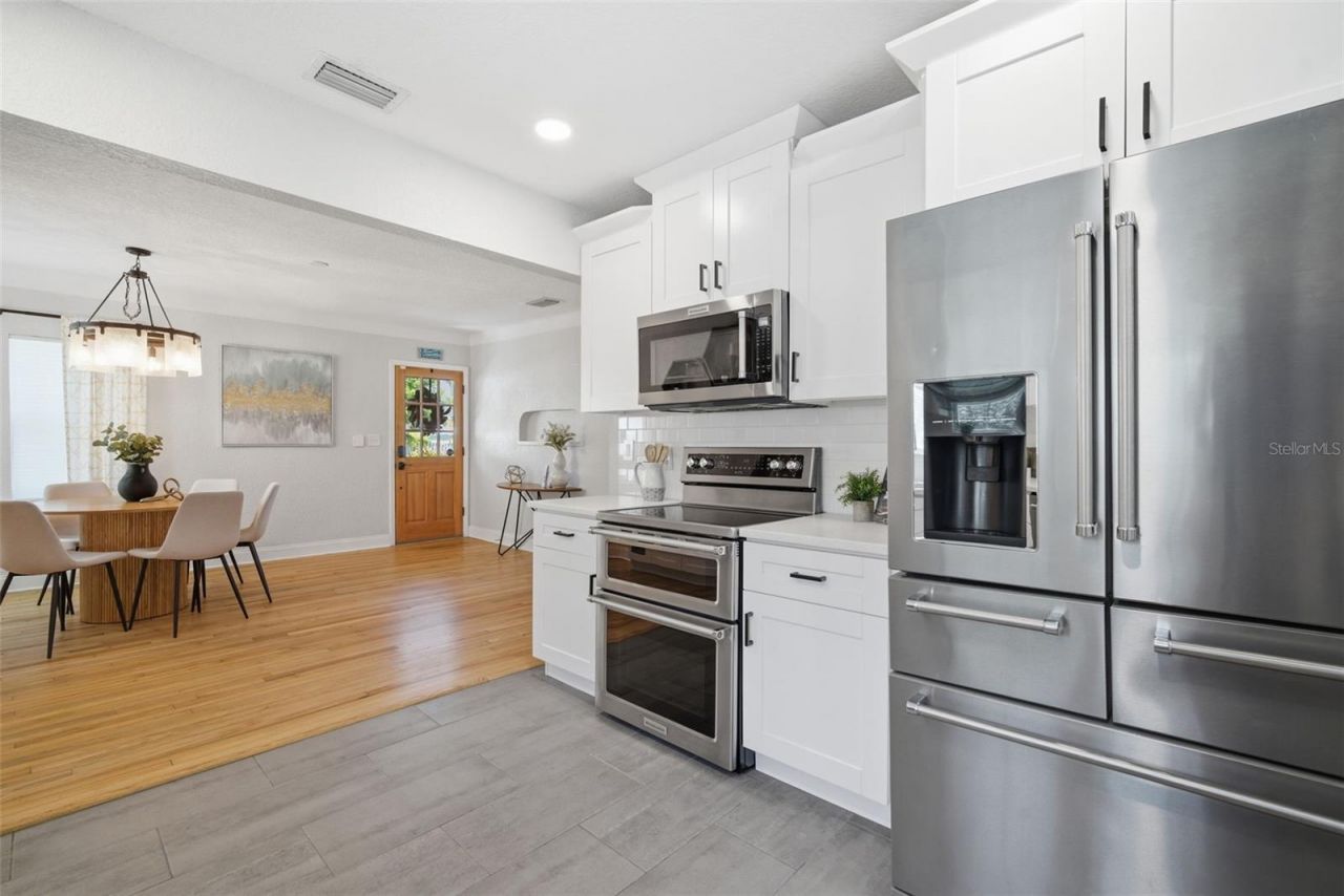 3105 Jackson Street N, Saint Petersburg, FL 33704 Photo