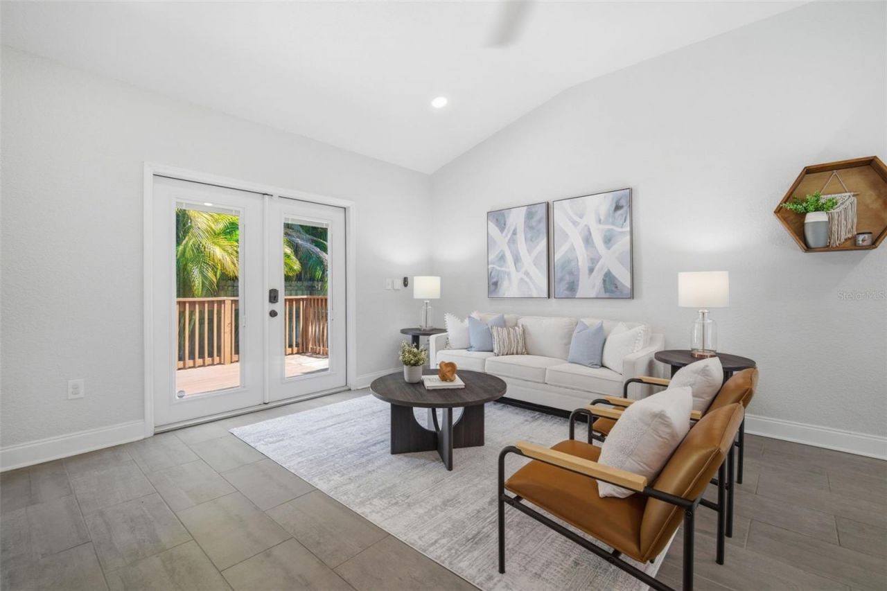 3105 Jackson Street N, Saint Petersburg, FL 33704 Photo