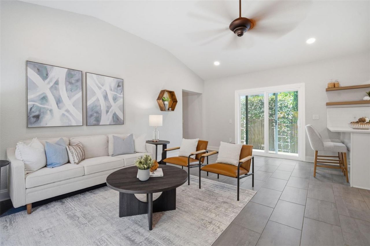 3105 Jackson Street N, Saint Petersburg, FL 33704 Photo